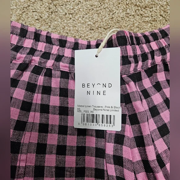 NWT Beyond Nine Mabel Trousers Pink And Black Gingham - Picture 2 of 2